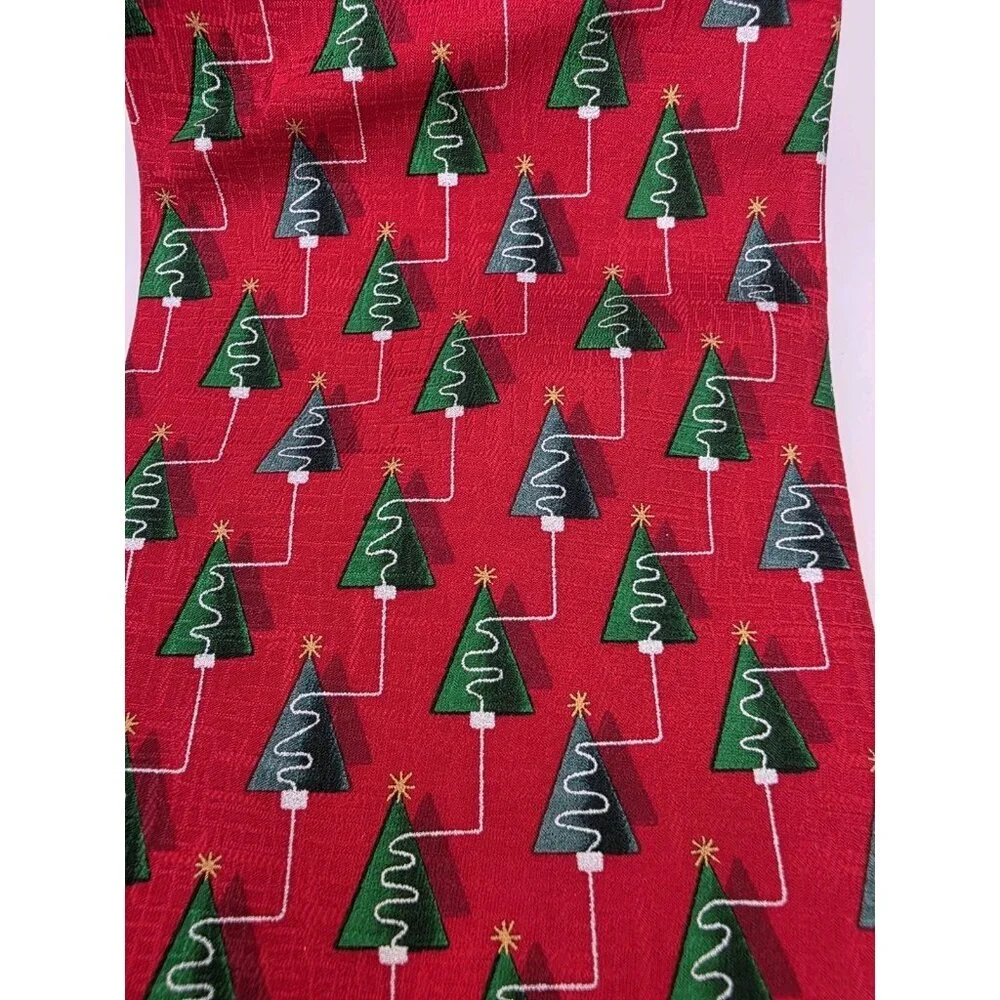 Holidays by MMG‎ Men's Neck Tie Red Christmas Trees 58